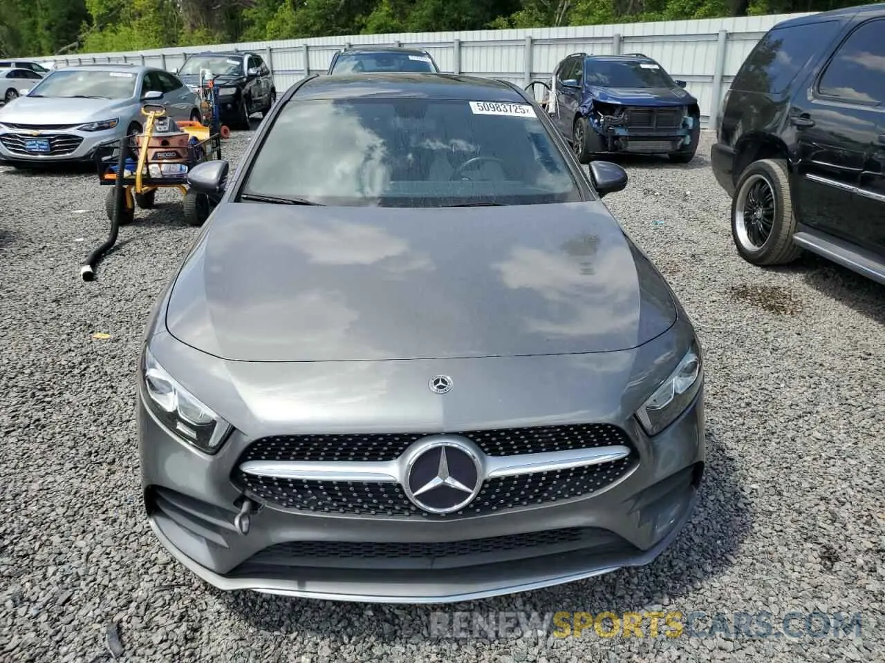 5 Photograph of a damaged car W1K3G4EB8MJ268505 MERCEDES-BENZ A-CLASS 2021