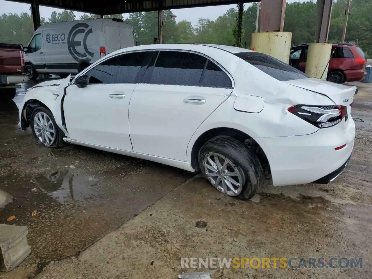 2 Photograph of a damaged car W1K3G4EB8MJ274515 MERCEDES-BENZ A-CLASS 2021