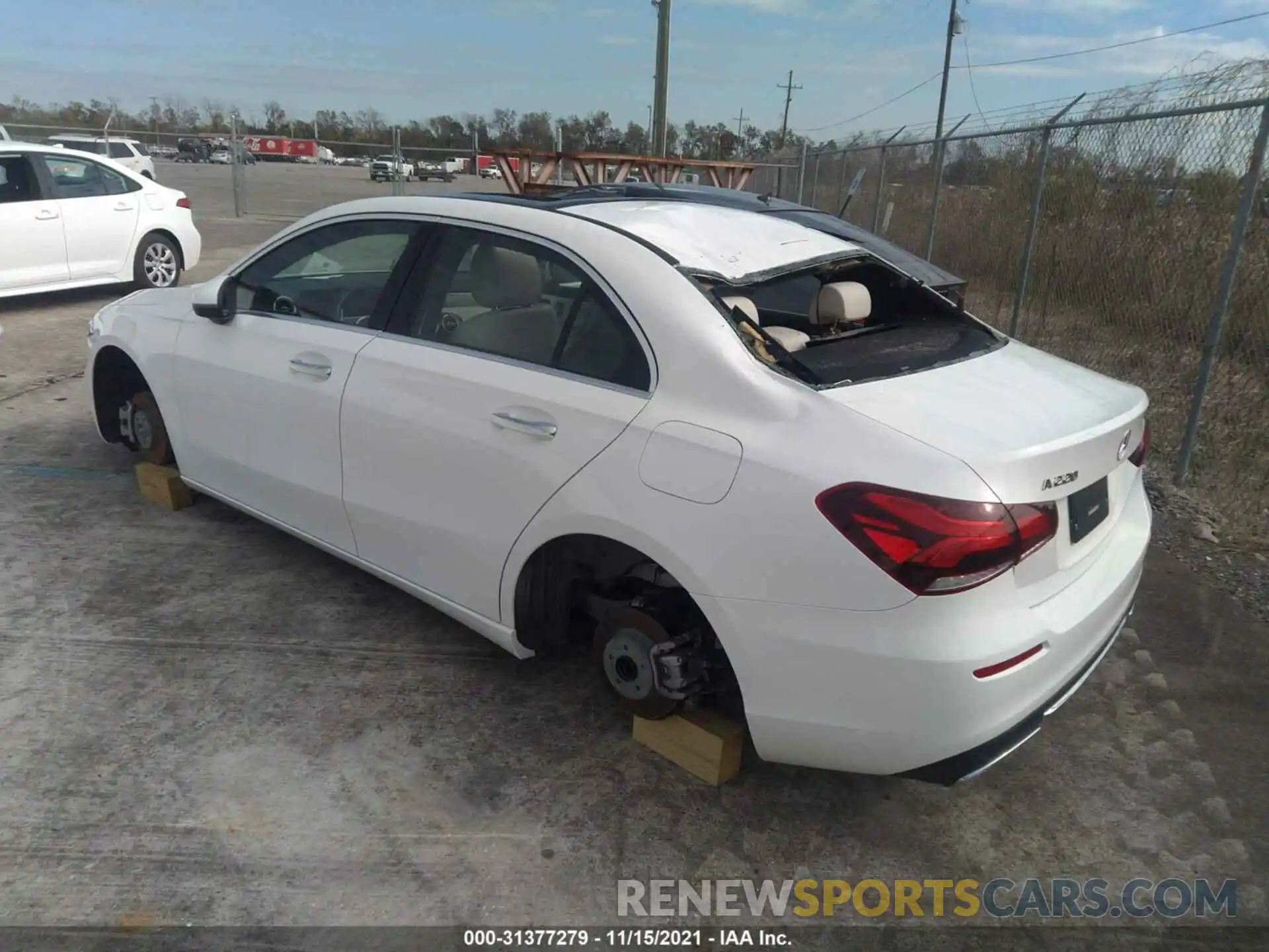 3 Photograph of a damaged car W1K3G4EBXMJ296340 MERCEDES-BENZ A-CLASS 2021