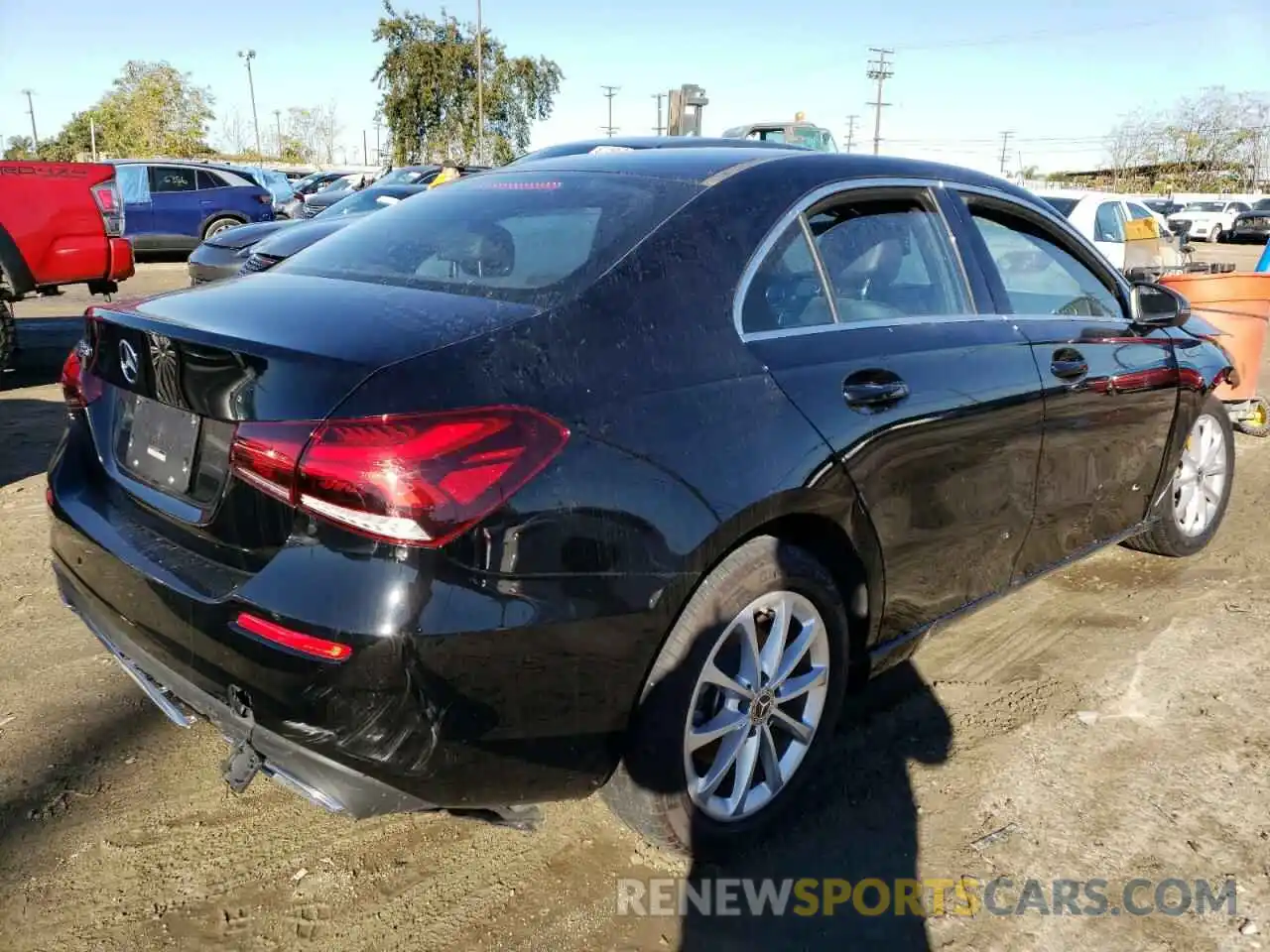 4 Photograph of a damaged car W1K3G4EBXMJ308602 MERCEDES-BENZ A-CLASS 2021