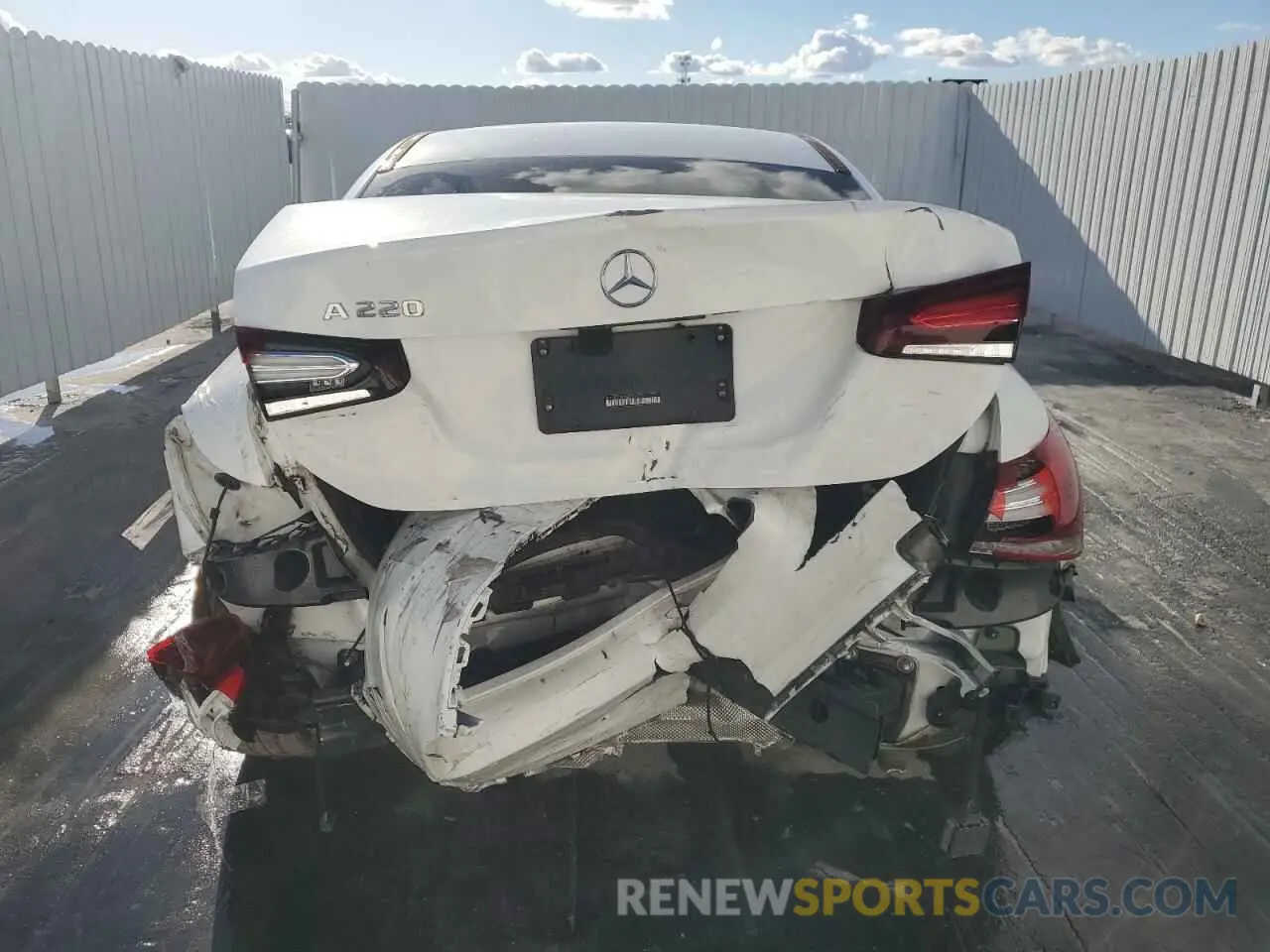 6 Photograph of a damaged car W1K3G4EBXMJ320555 MERCEDES-BENZ A-CLASS 2021
