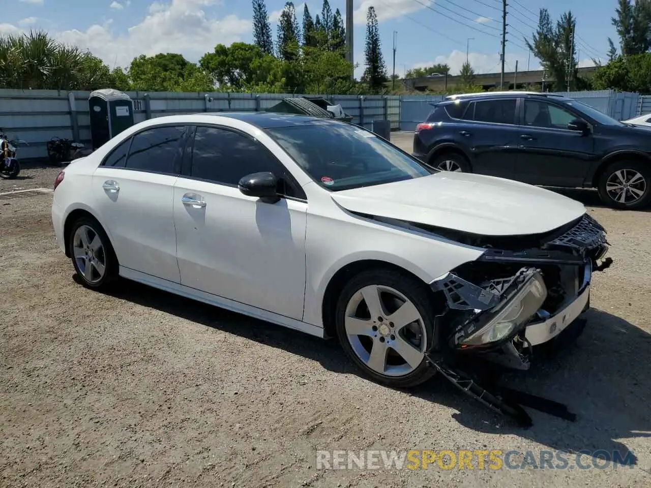 4 Photograph of a damaged car W1K3G4FB1MJ258512 MERCEDES-BENZ A-CLASS 2021