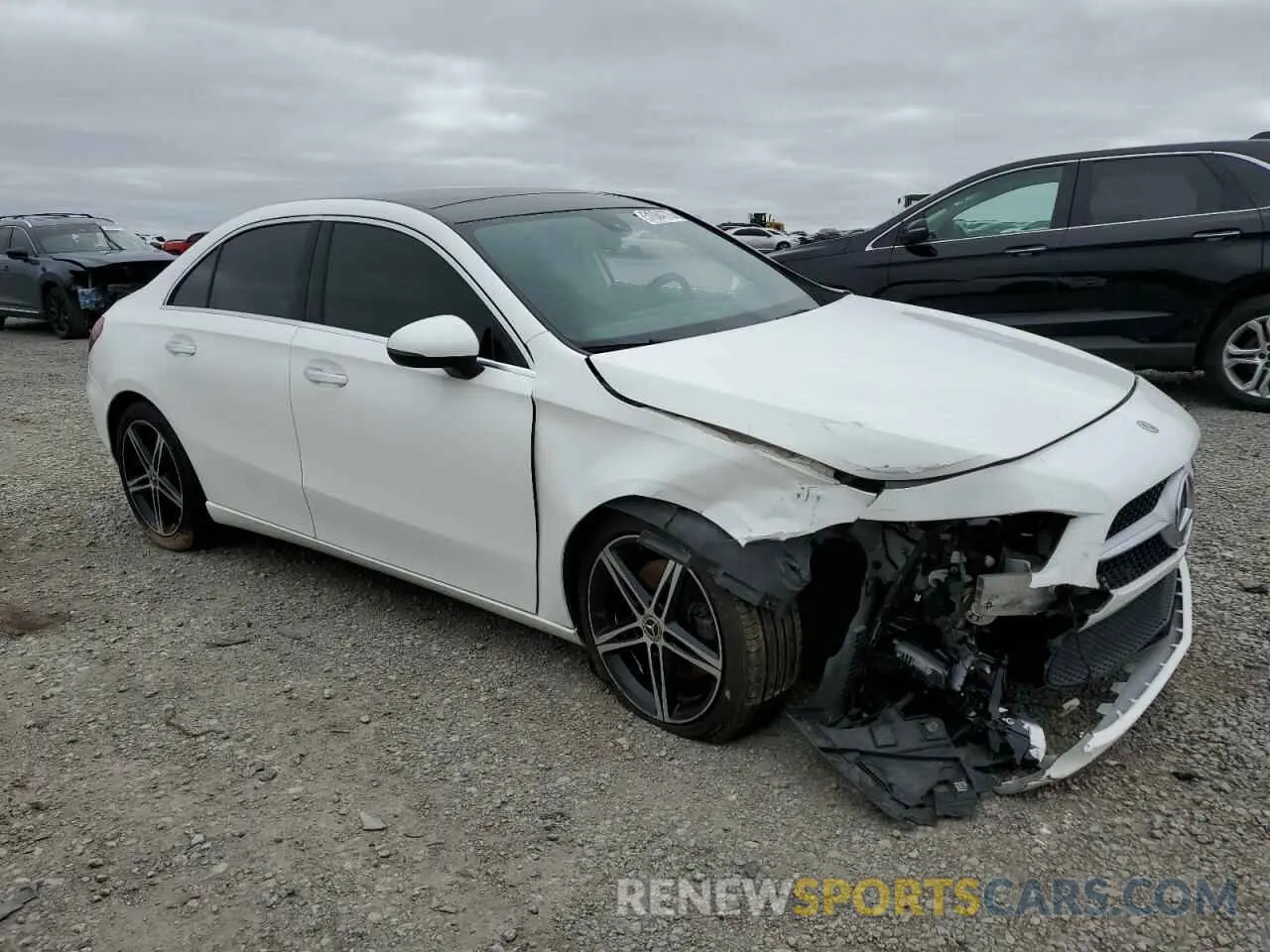 4 Photograph of a damaged car W1K3G4FB5MJ285356 MERCEDES-BENZ A-CLASS 2021