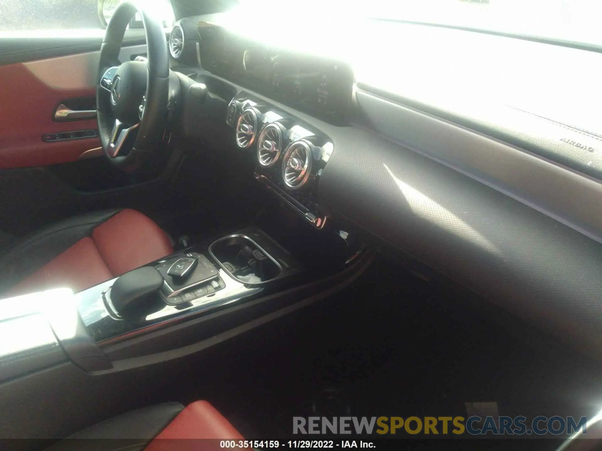 5 Photograph of a damaged car W1K3G4FB9MJ258466 MERCEDES-BENZ A-CLASS 2021