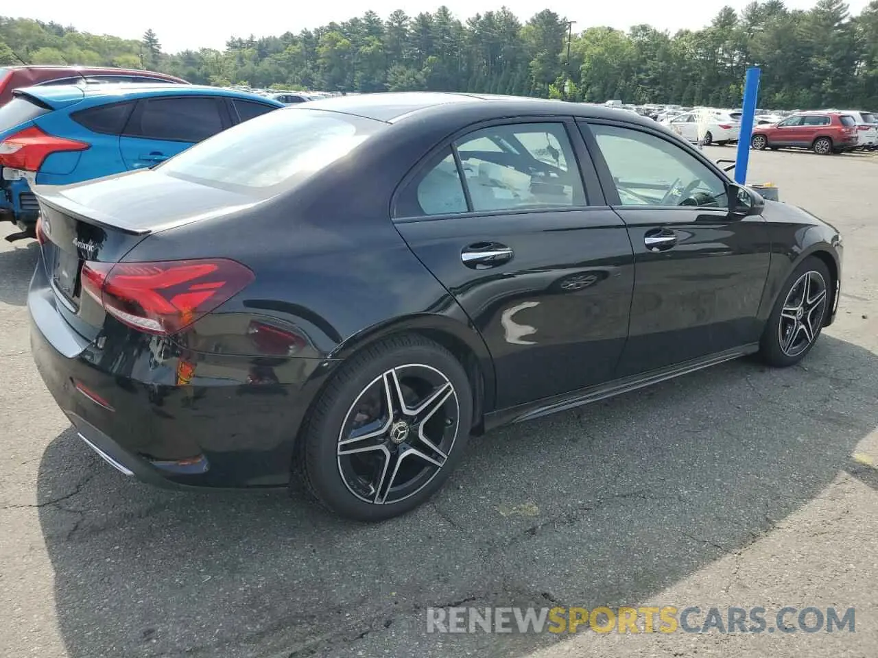 3 Photograph of a damaged car W1K3G4FB9MJ264526 MERCEDES-BENZ A-CLASS 2021