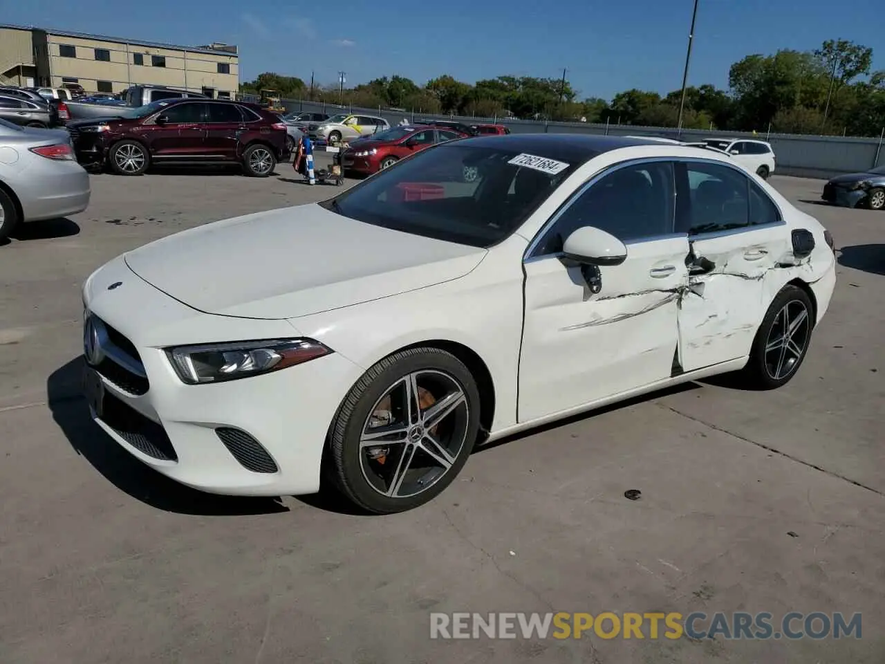 1 Photograph of a damaged car W1K3G4EB5NJ326183 MERCEDES-BENZ A-CLASS 2022