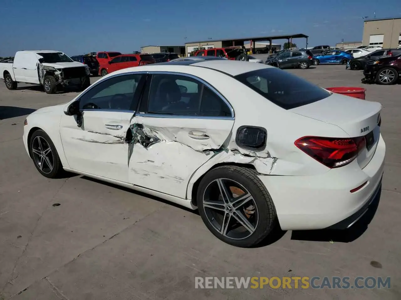 2 Photograph of a damaged car W1K3G4EB5NJ326183 MERCEDES-BENZ A-CLASS 2022