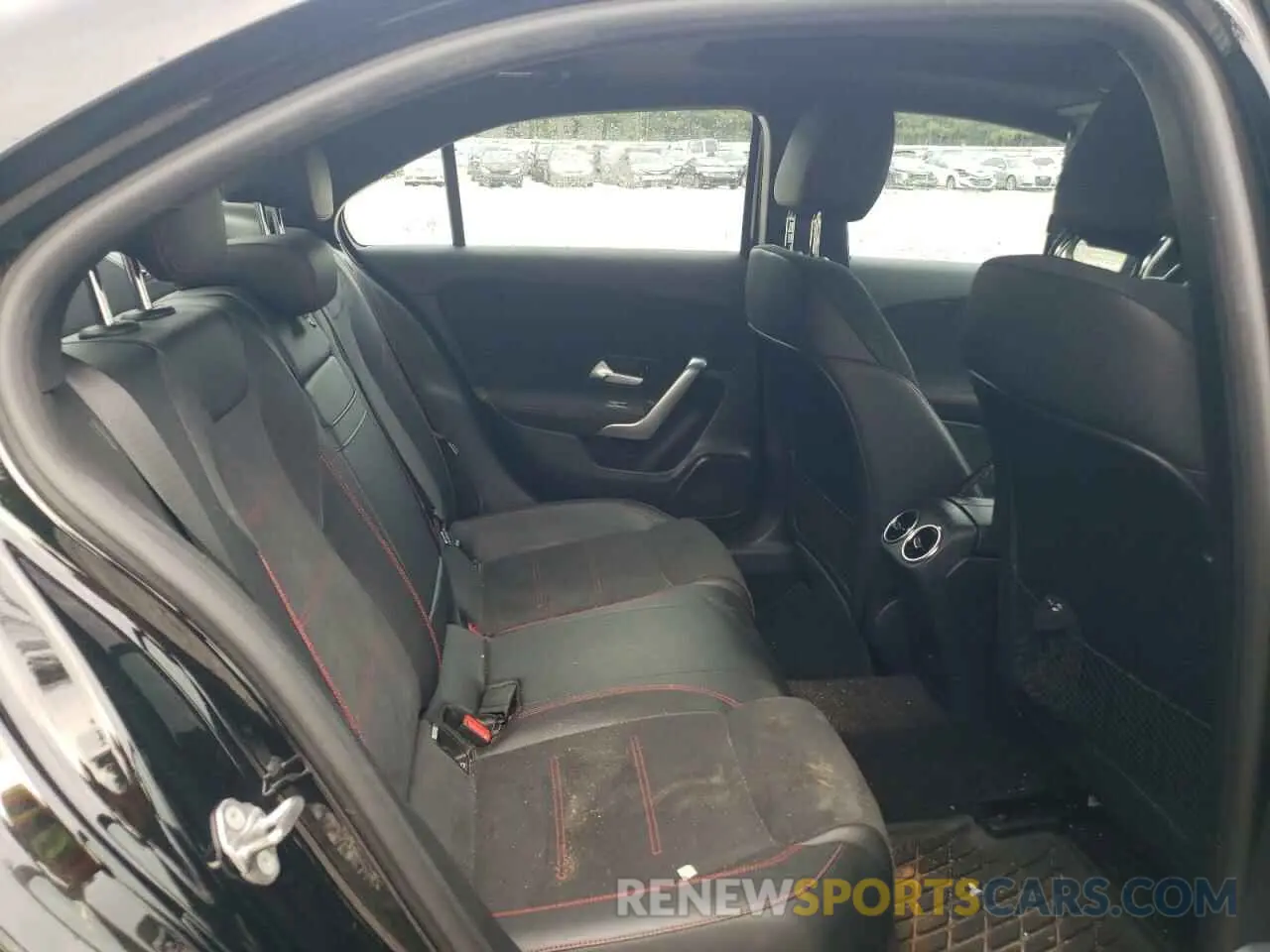 10 Photograph of a damaged car W1K3G4EB7NJ360142 MERCEDES-BENZ A-CLASS 2022