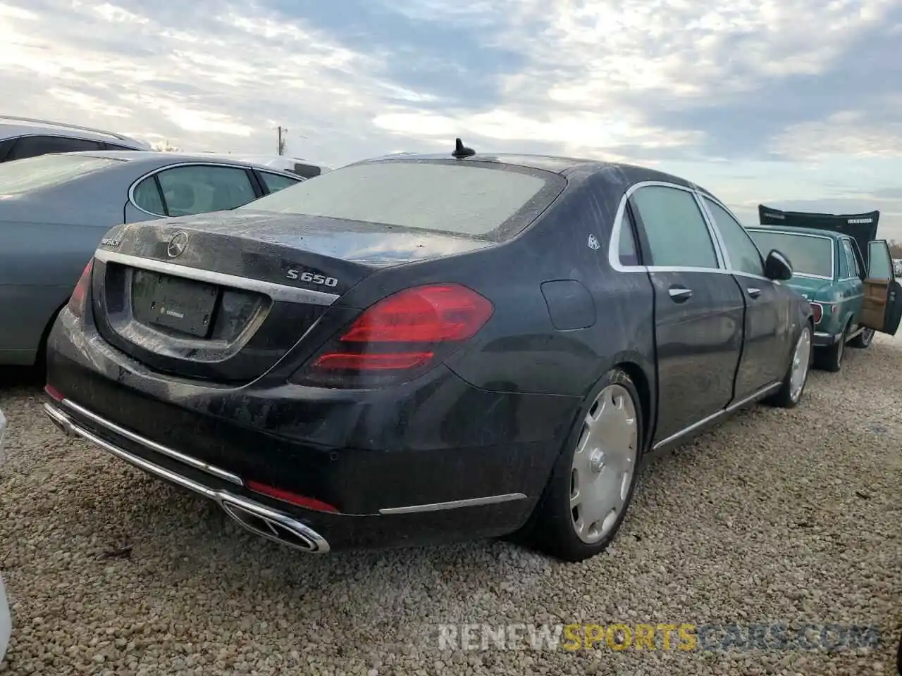 4 Photograph of a damaged car WDDUX8AB4KA440513 MERCEDES-BENZ ALL OTHER 2019