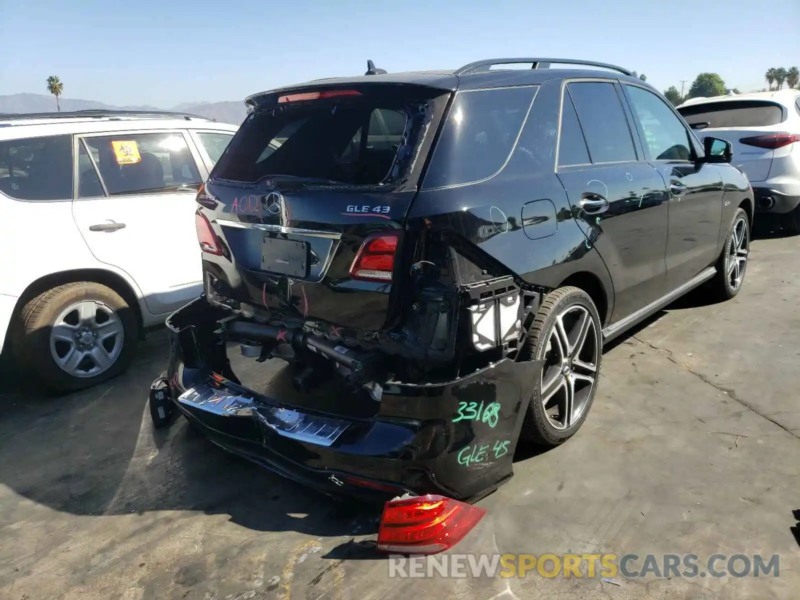 4 Photograph of a damaged car 4JGDA6EB7KB211243 MERCEDES-BENZ AMG 2019