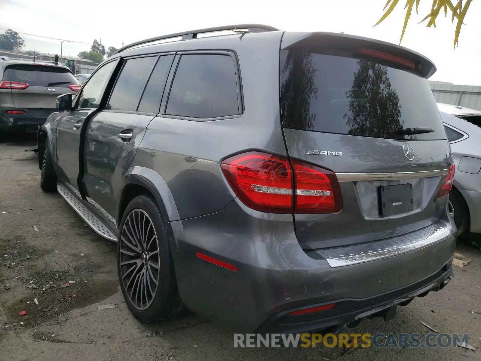 3 Photograph of a damaged car 4JGDF7FE9KB219389 MERCEDES-BENZ AMG 2019