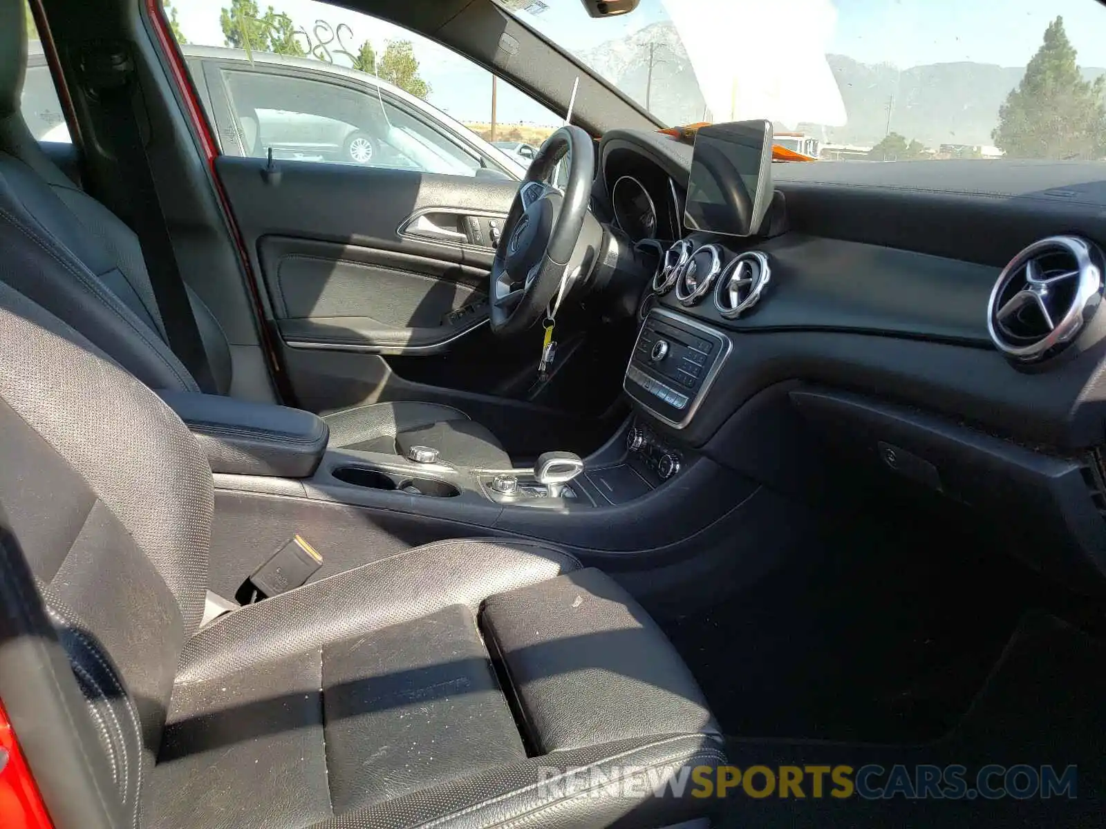 5 Photograph of a damaged car WDDTG5CB8KJ548155 MERCEDES-BENZ AMG 2019