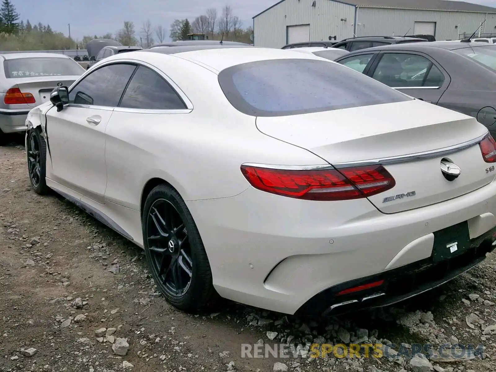 3 Photograph of a damaged car WDDXJ8JB1KA036261 MERCEDES-BENZ AMG 2019