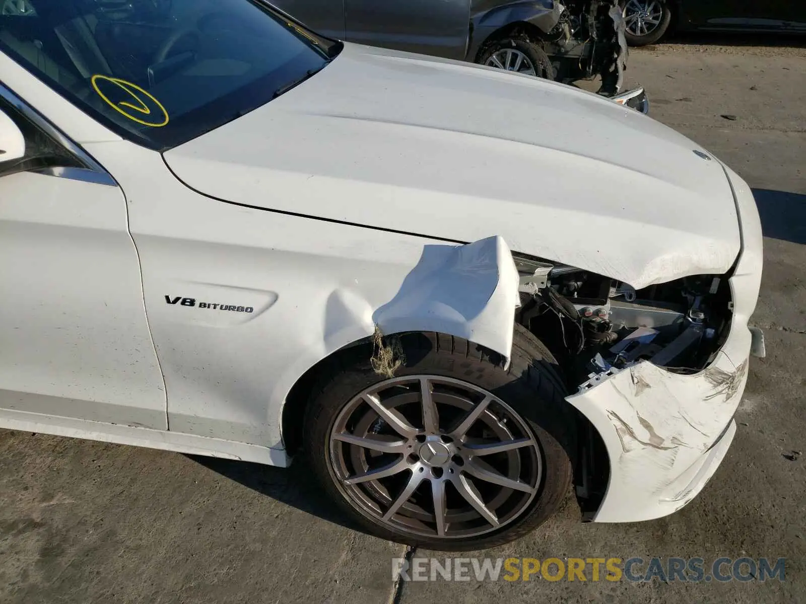 9 Photograph of a damaged car 55SWF8GB1LU332564 MERCEDES-BENZ AMG 2020