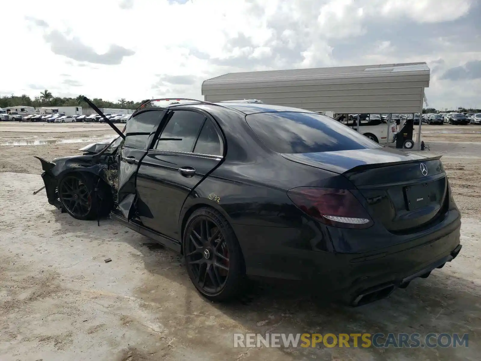 3 Photograph of a damaged car W1KZF8KB9LA762119 MERCEDES-BENZ AMG 2020