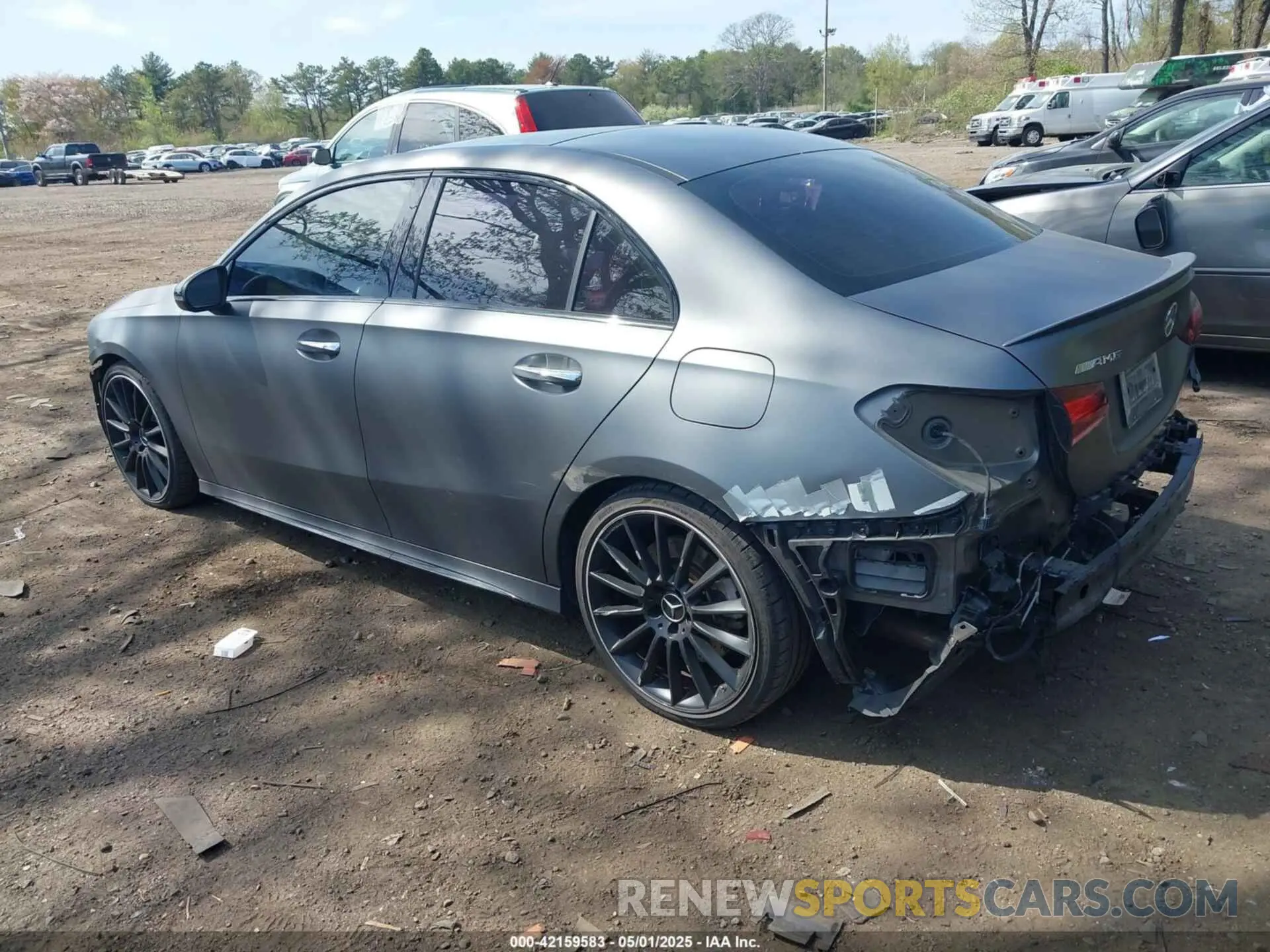 3 Photograph of a damaged car W1K3G5BB2LJ221365 MERCEDES-BENZ AMG A 35 2020