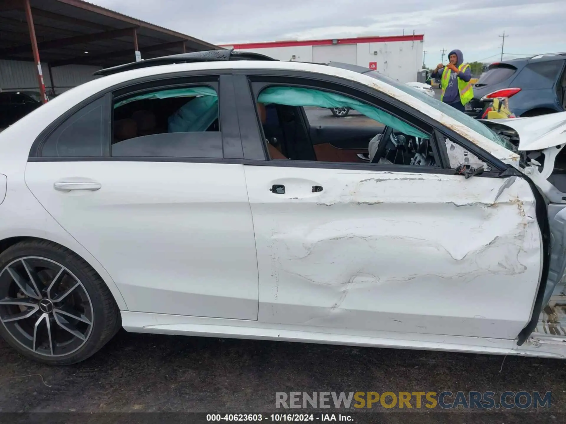 14 Photograph of a damaged car 55SWF6EB5KU284539 MERCEDES-BENZ AMG C 43 2019