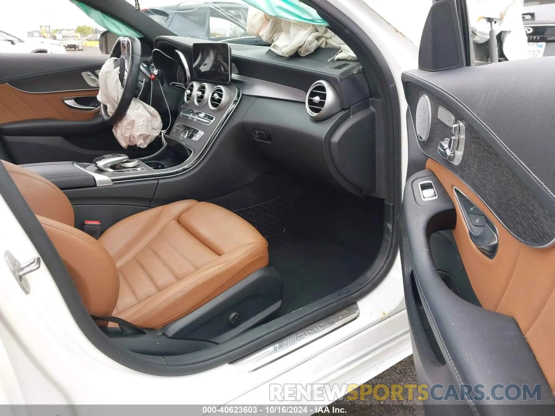 5 Photograph of a damaged car 55SWF6EB5KU284539 MERCEDES-BENZ AMG C 43 2019