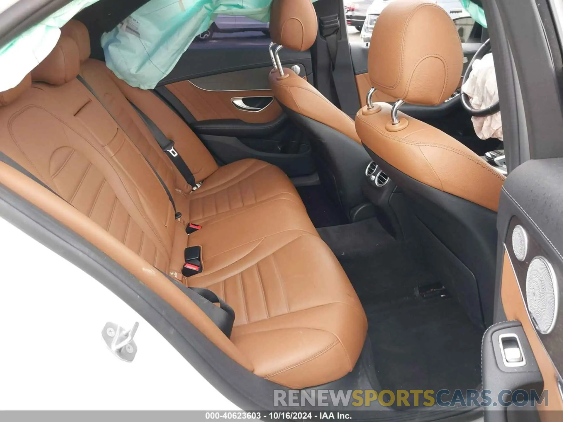 8 Photograph of a damaged car 55SWF6EB5KU284539 MERCEDES-BENZ AMG C 43 2019