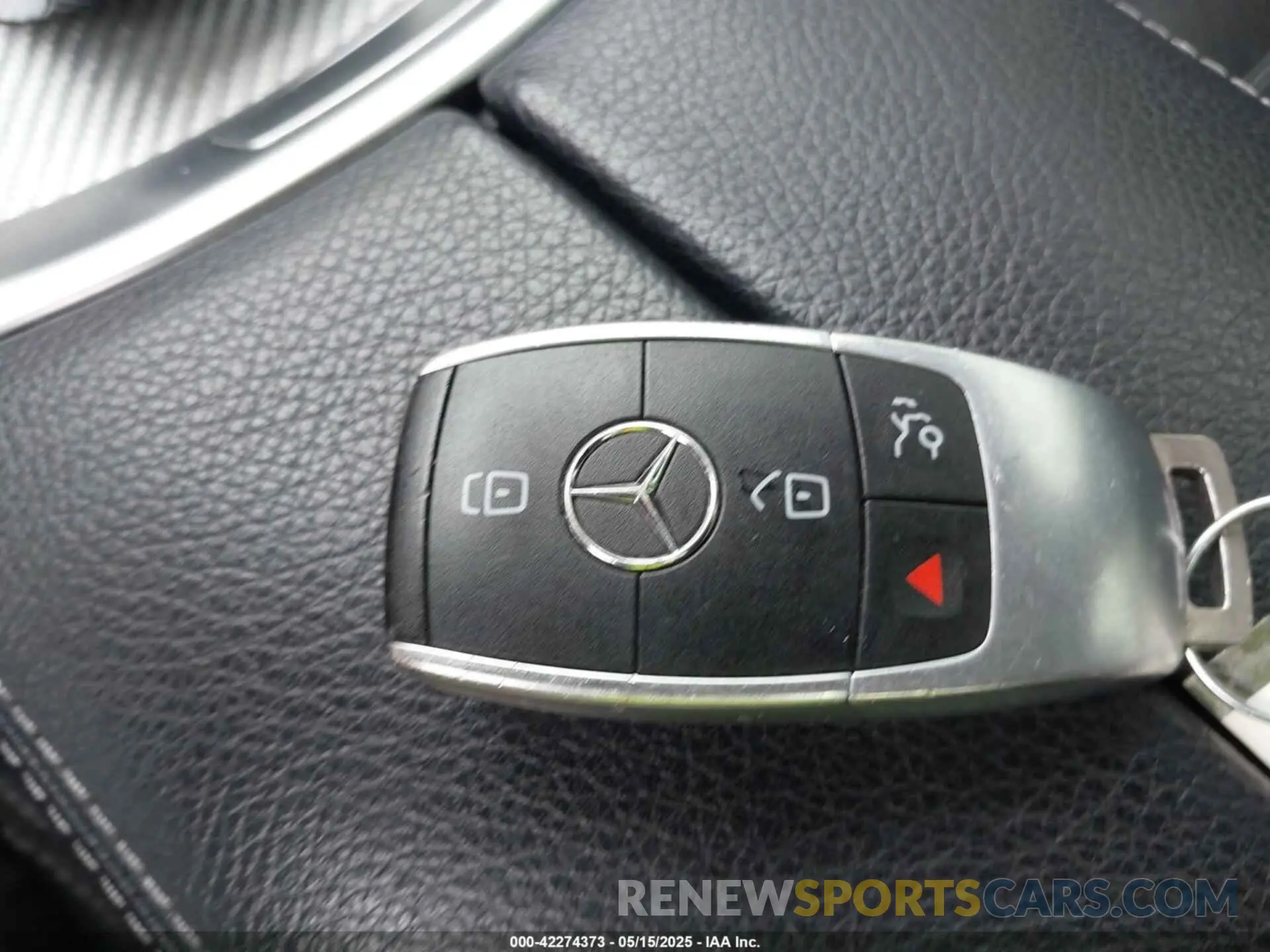 11 Photograph of a damaged car 55SWF6EB5KU297002 MERCEDES-BENZ AMG C 43 2019