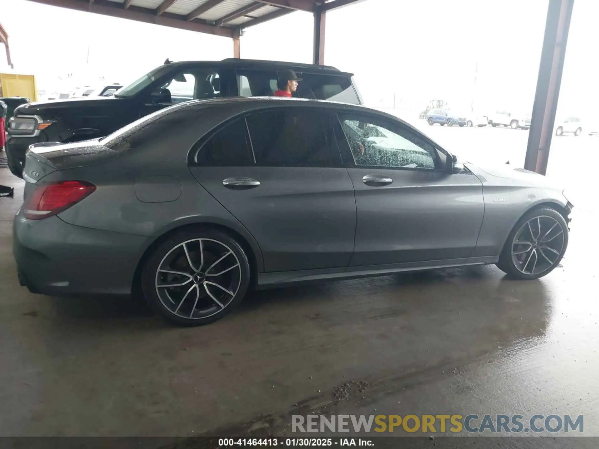 13 Photograph of a damaged car 55SWF6EB5KU306751 MERCEDES-BENZ AMG C 43 2019
