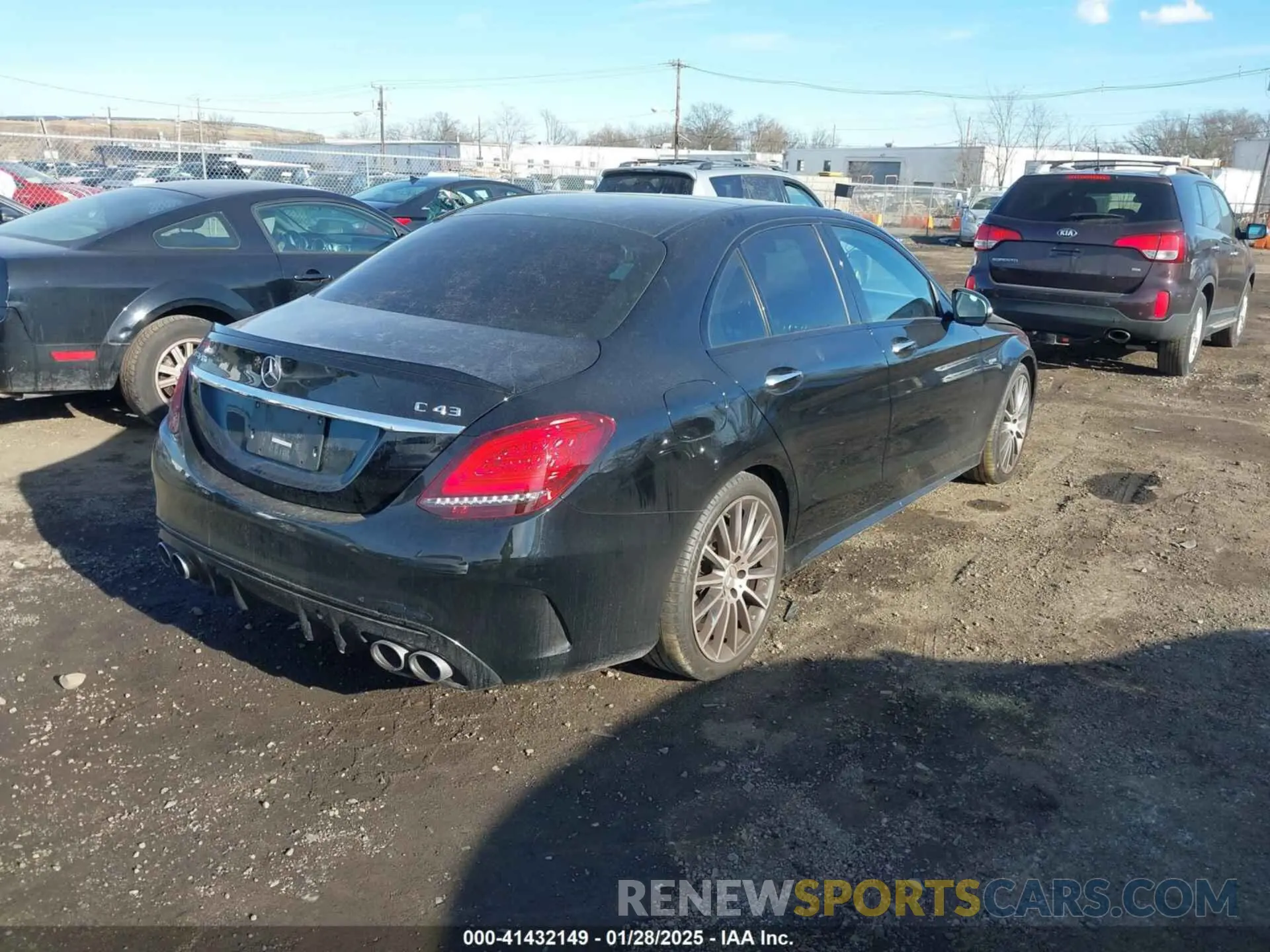 4 Photograph of a damaged car 55SWF6EB8KU299343 MERCEDES-BENZ AMG C 43 2019