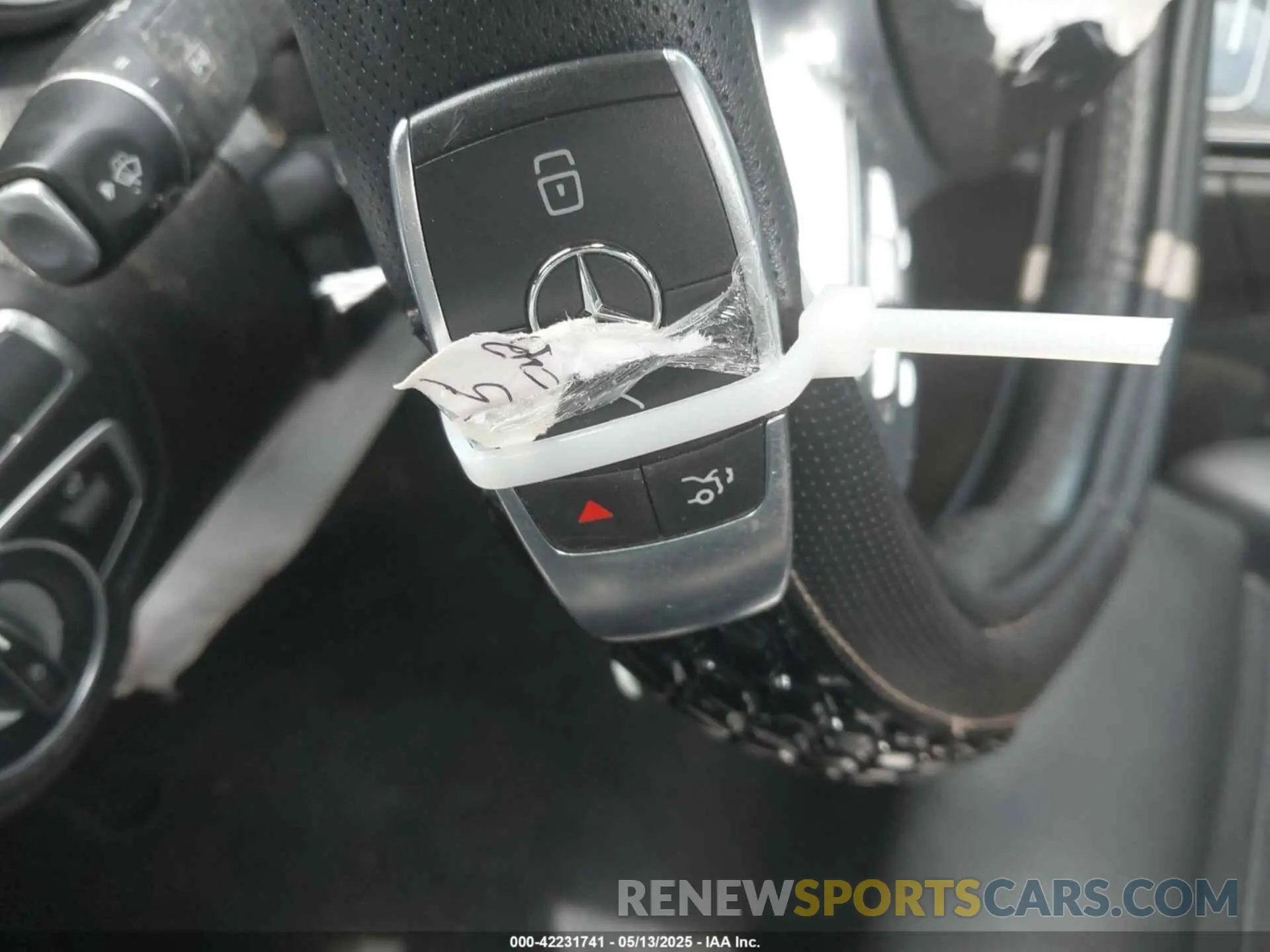11 Photograph of a damaged car 55SWF6EB9KU292191 MERCEDES-BENZ AMG C 43 2019