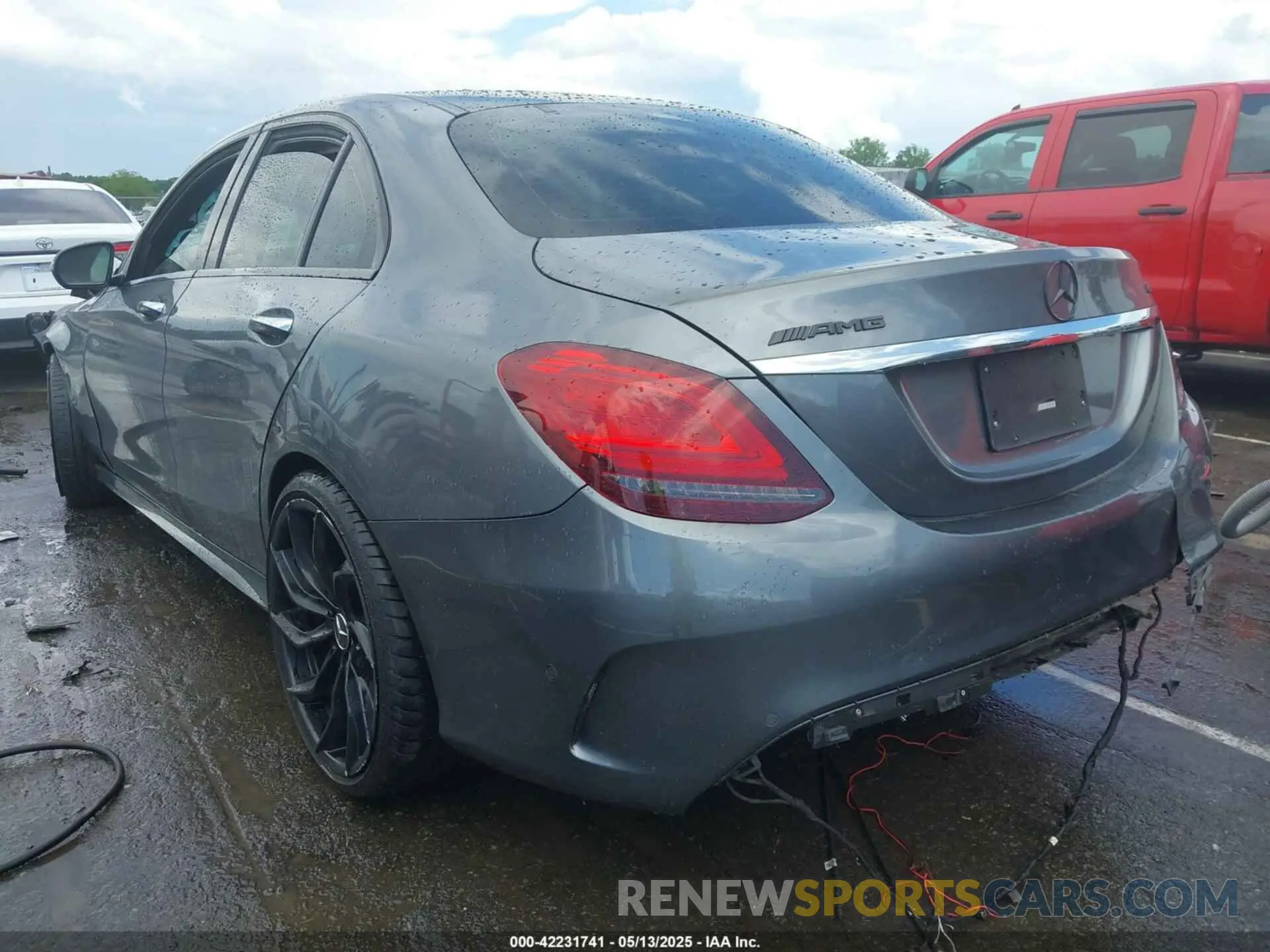 3 Photograph of a damaged car 55SWF6EB9KU292191 MERCEDES-BENZ AMG C 43 2019