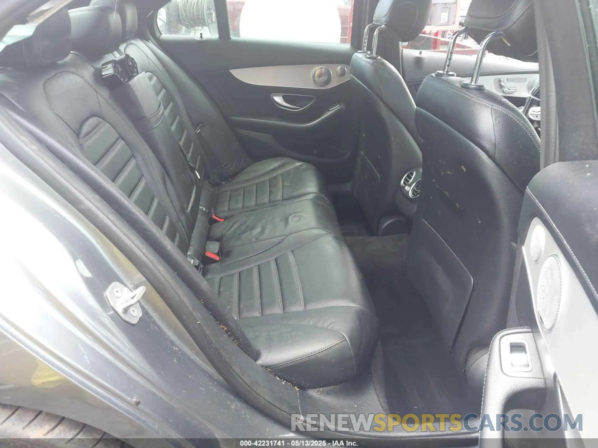 8 Photograph of a damaged car 55SWF6EB9KU292191 MERCEDES-BENZ AMG C 43 2019
