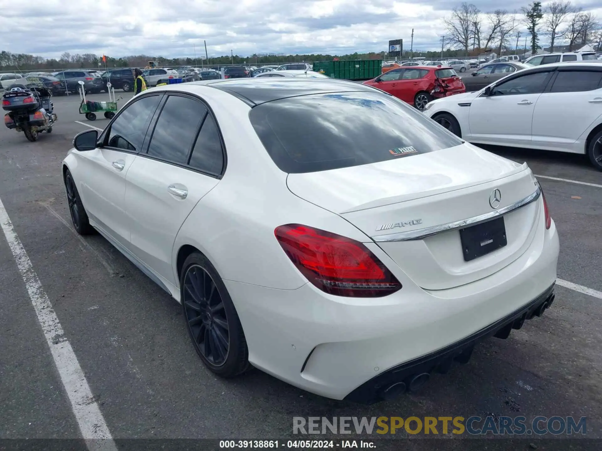 3 Photograph of a damaged car W1KWF6EB0MR606248 MERCEDES-BENZ AMG C 43 2021