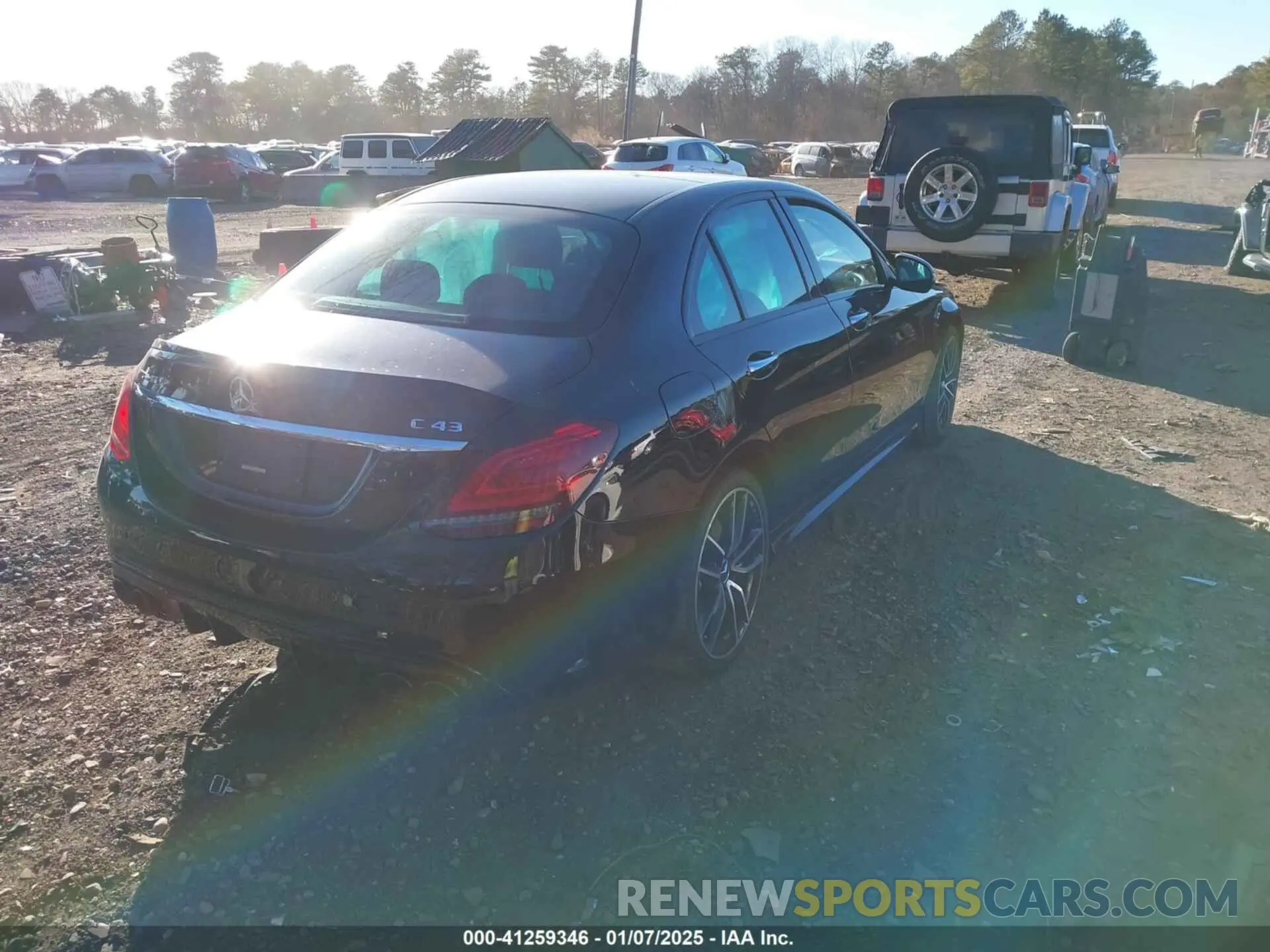 4 Photograph of a damaged car W1KWF6EB1MR628422 MERCEDES-BENZ AMG C 43 2021