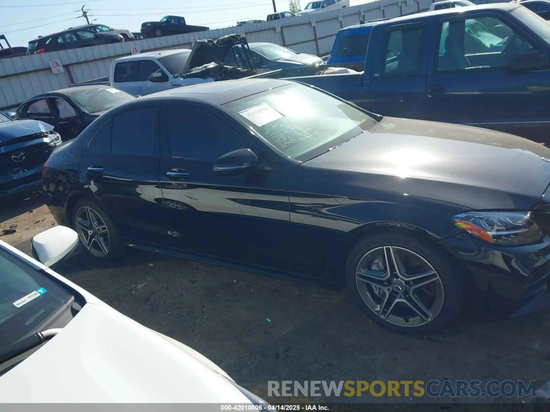 13 Photograph of a damaged car W1KWF6EB4MR611985 MERCEDES-BENZ AMG C 43 2021