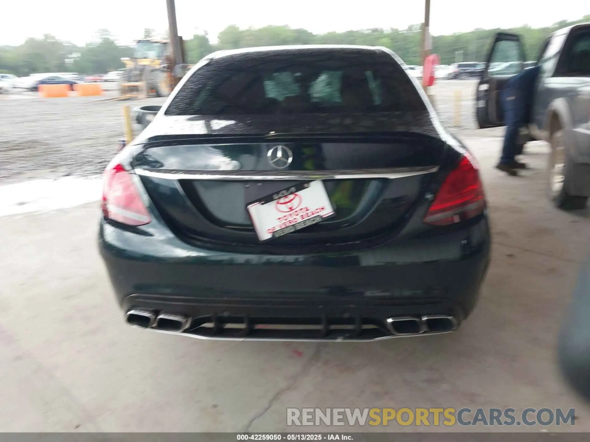 17 Photograph of a damaged car 55SWF8HB8KU305617 MERCEDES-BENZ AMG C 63 2019