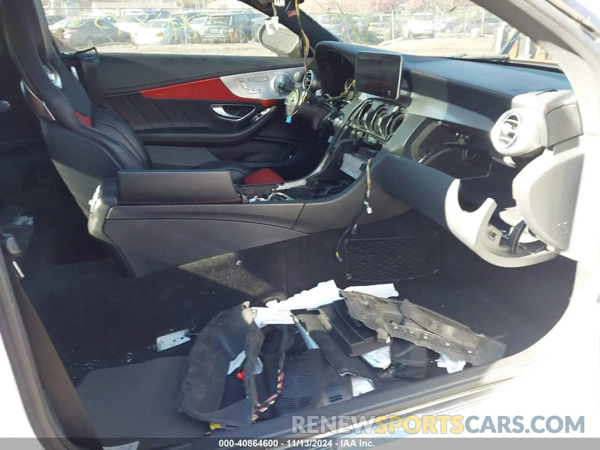 5 Photograph of a damaged car WDDWJ8HB6KF846103 MERCEDES-BENZ AMG C 63 2019