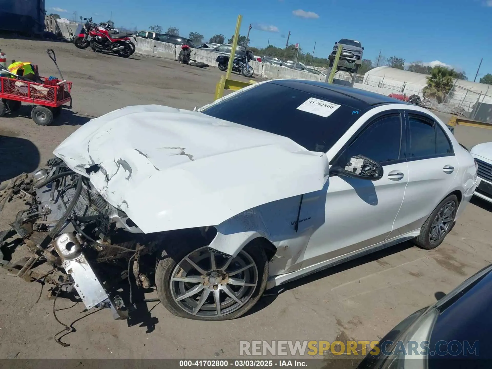 14 Photograph of a damaged car 55SWF8GB5LU332454 MERCEDES-BENZ AMG C 63 2020