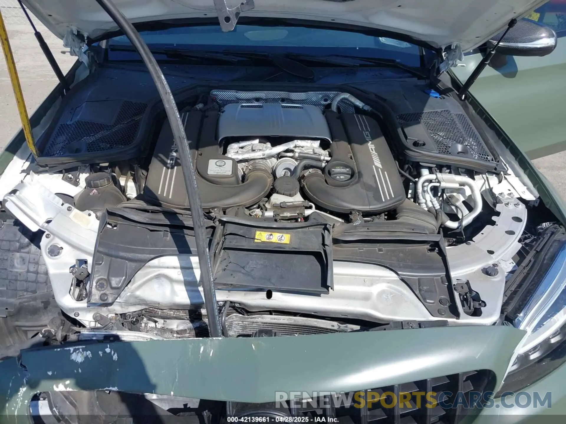 10 Photograph of a damaged car WDDWJ8HB7LF968504 MERCEDES-BENZ AMG C 63 2020
