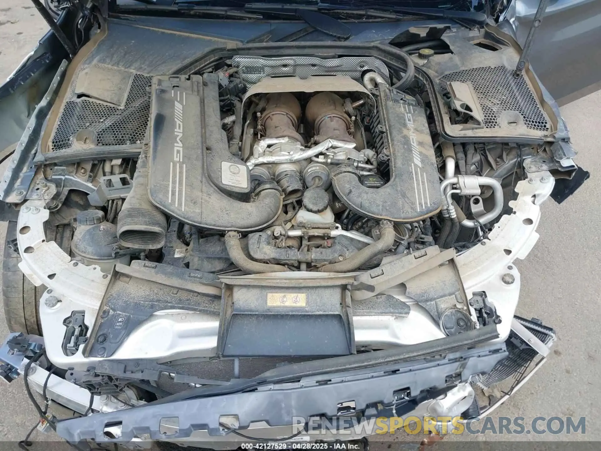 10 Photograph of a damaged car W1KWF8HB4MR620676 MERCEDES-BENZ AMG C 63 2021