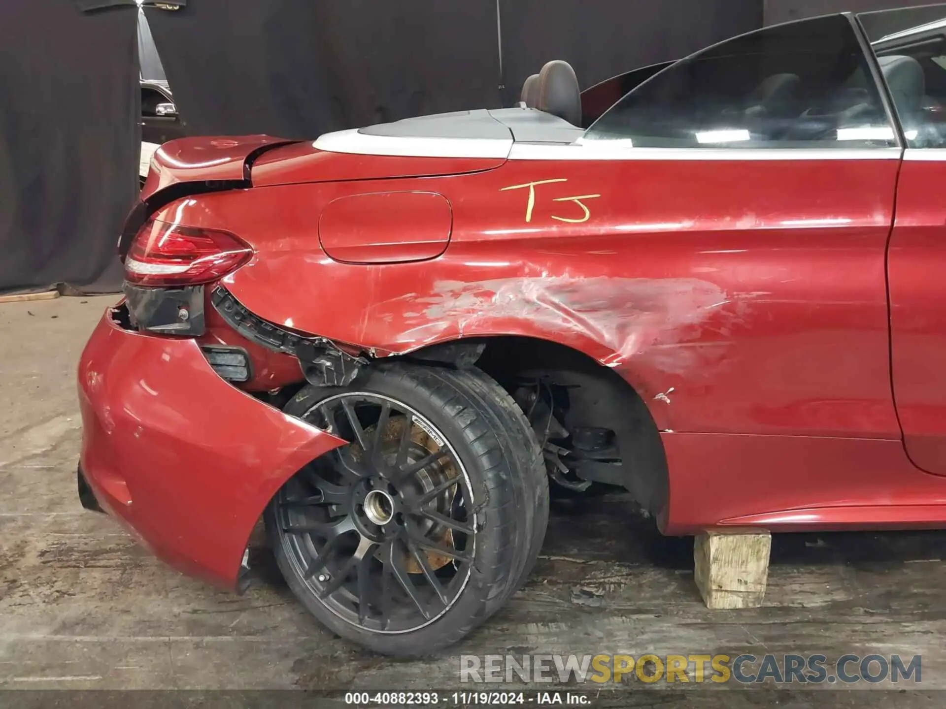 19 Photograph of a damaged car W1KWK8GB5MG075211 MERCEDES-BENZ AMG C 63 2021