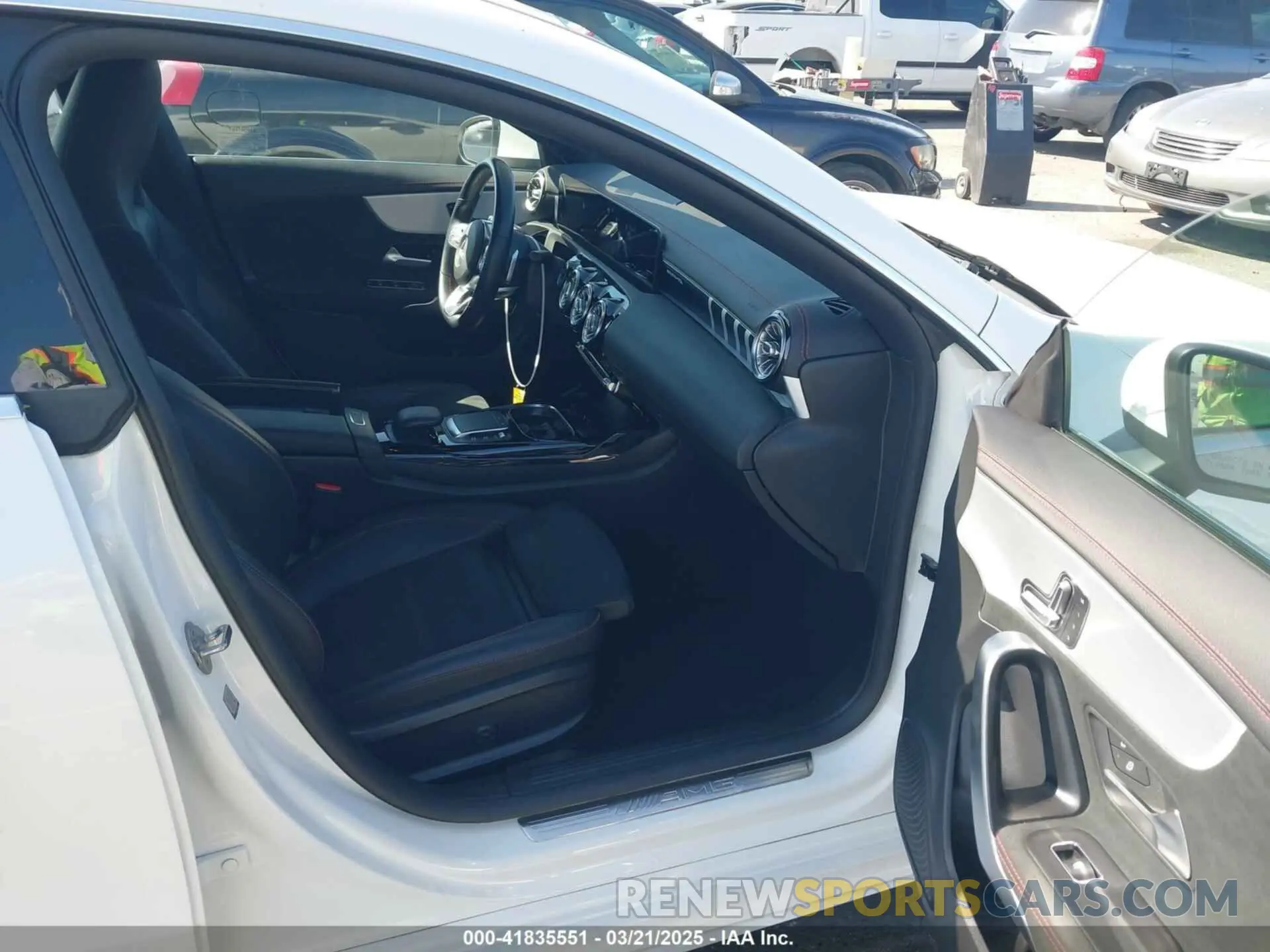 5 Photograph of a damaged car W1K5J5BB6MN234740 MERCEDES-BENZ AMG CLA 35 2021