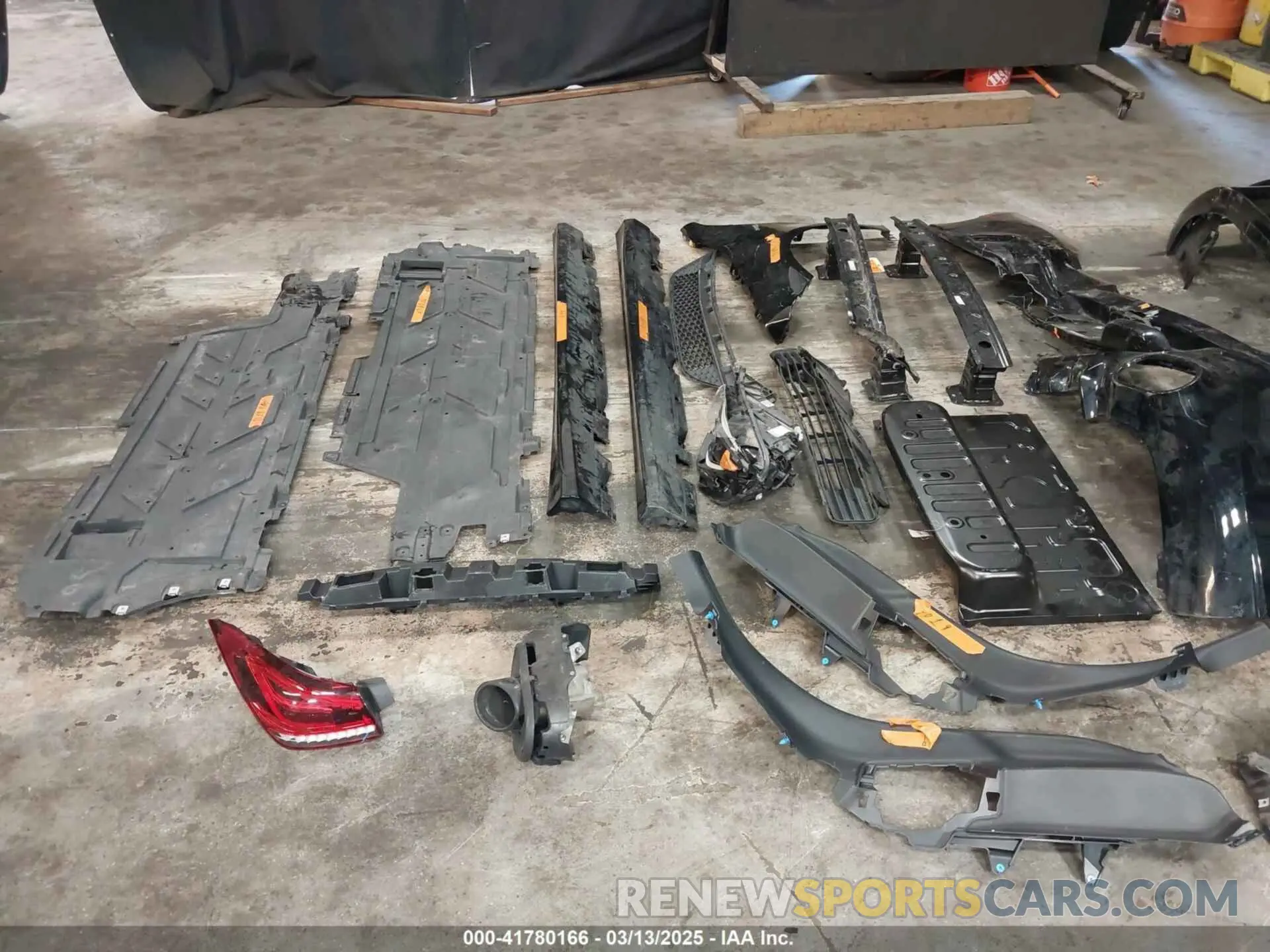 18 Photograph of a damaged car W1K5J5BB1PN397655 MERCEDES-BENZ AMG CLA 35 2023