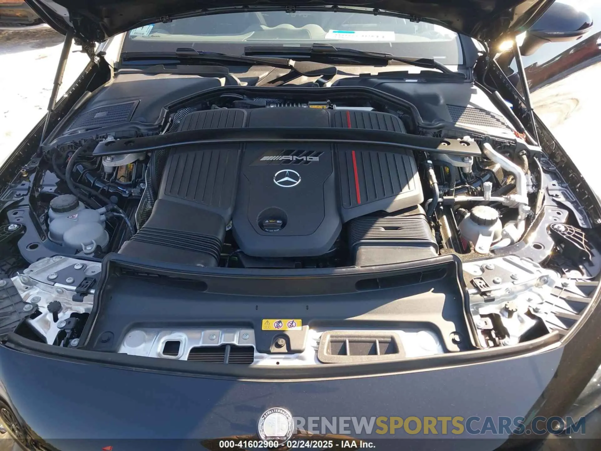 10 Photograph of a damaged car W1KMJ6CB5RF020498 MERCEDES-BENZ AMG CLE 53 2024