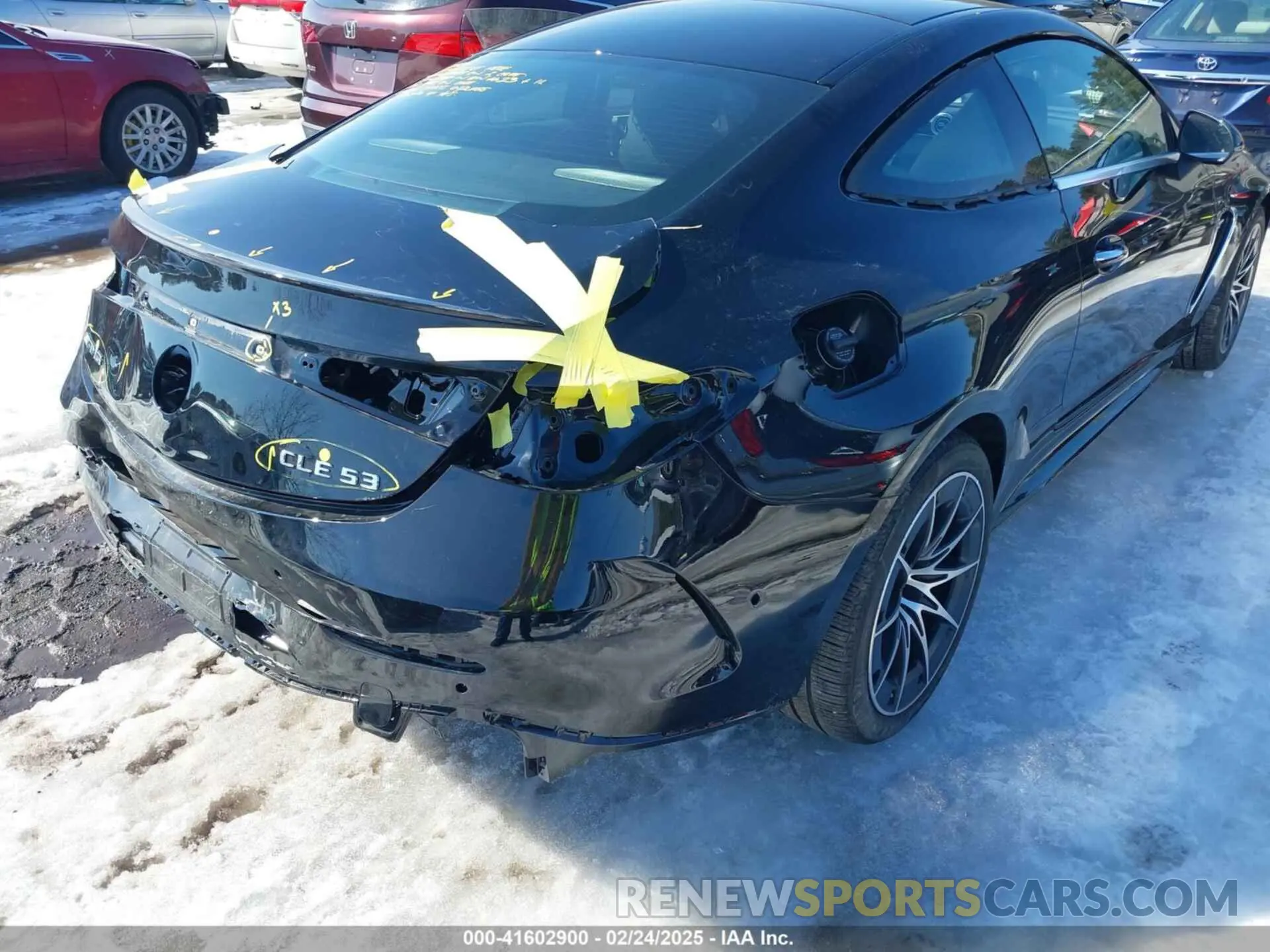 19 Photograph of a damaged car W1KMJ6CB5RF020498 MERCEDES-BENZ AMG CLE 53 2024