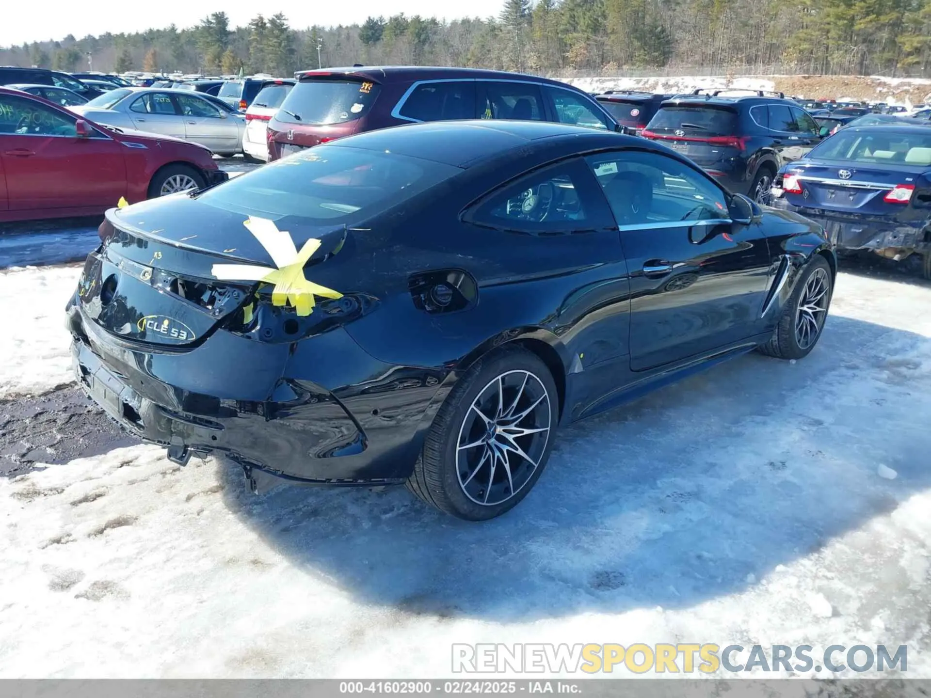4 Photograph of a damaged car W1KMJ6CB5RF020498 MERCEDES-BENZ AMG CLE 53 2024