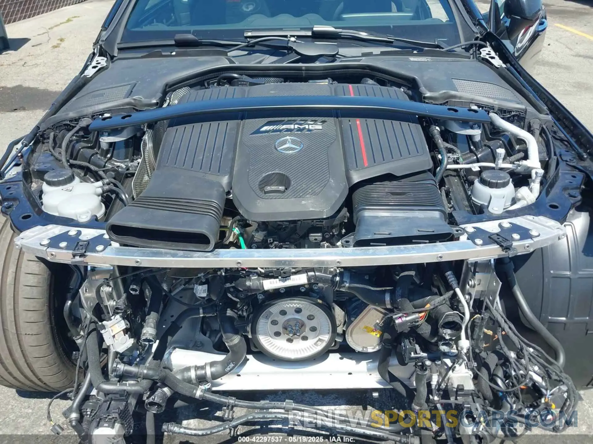 10 Photograph of a damaged car W1KMJ6CB4SF053899 MERCEDES-BENZ AMG CLE 53 2025