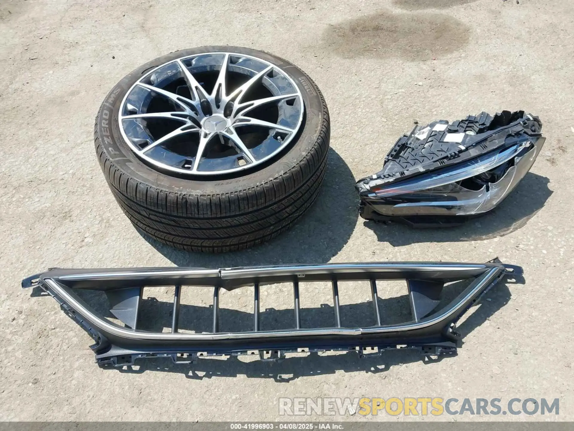 12 Photograph of a damaged car W1KMJ6CB4SF054888 MERCEDES-BENZ AMG CLE 53 2025