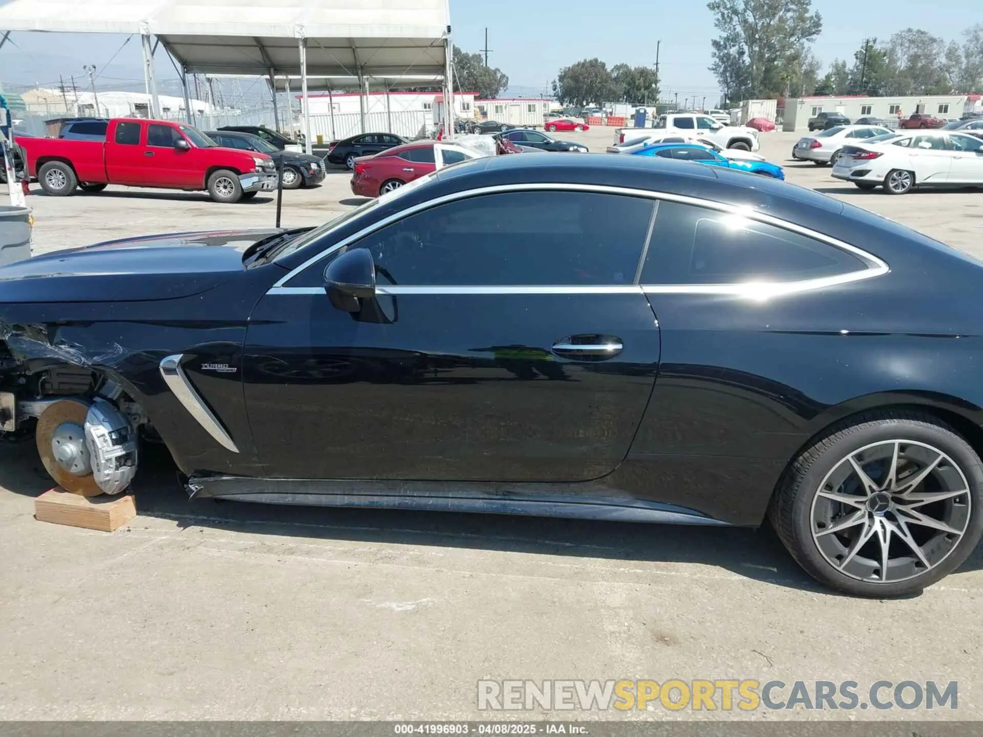 15 Photograph of a damaged car W1KMJ6CB4SF054888 MERCEDES-BENZ AMG CLE 53 2025