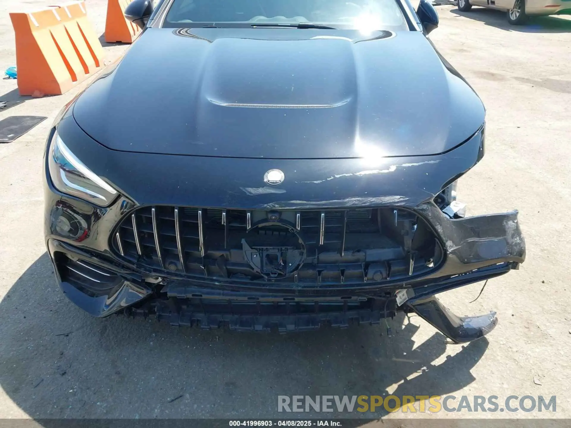 18 Photograph of a damaged car W1KMJ6CB4SF054888 MERCEDES-BENZ AMG CLE 53 2025