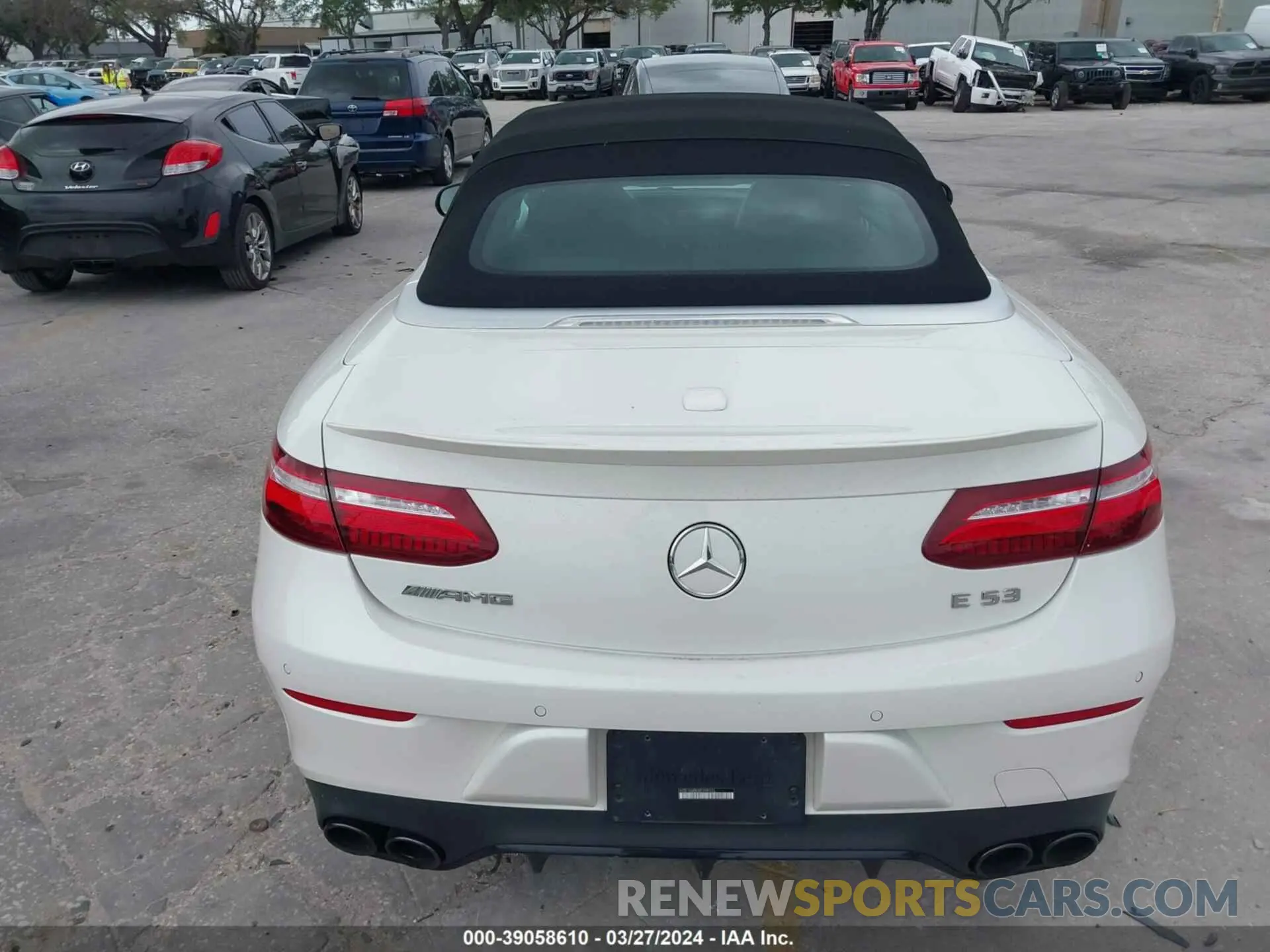 17 Photograph of a damaged car WDD1K6BBXKF098525 MERCEDES-BENZ AMG E 53 2019