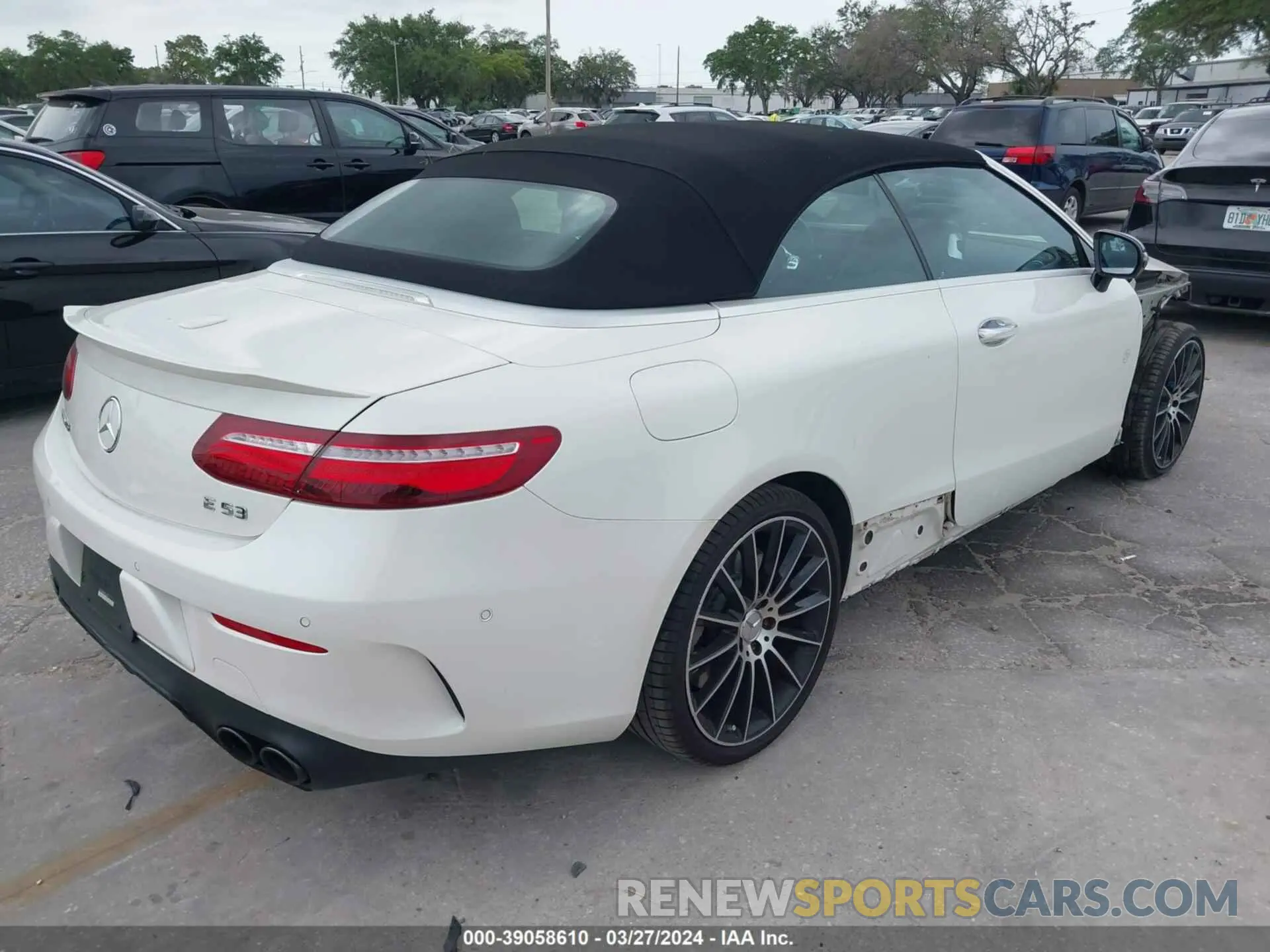 4 Photograph of a damaged car WDD1K6BBXKF098525 MERCEDES-BENZ AMG E 53 2019