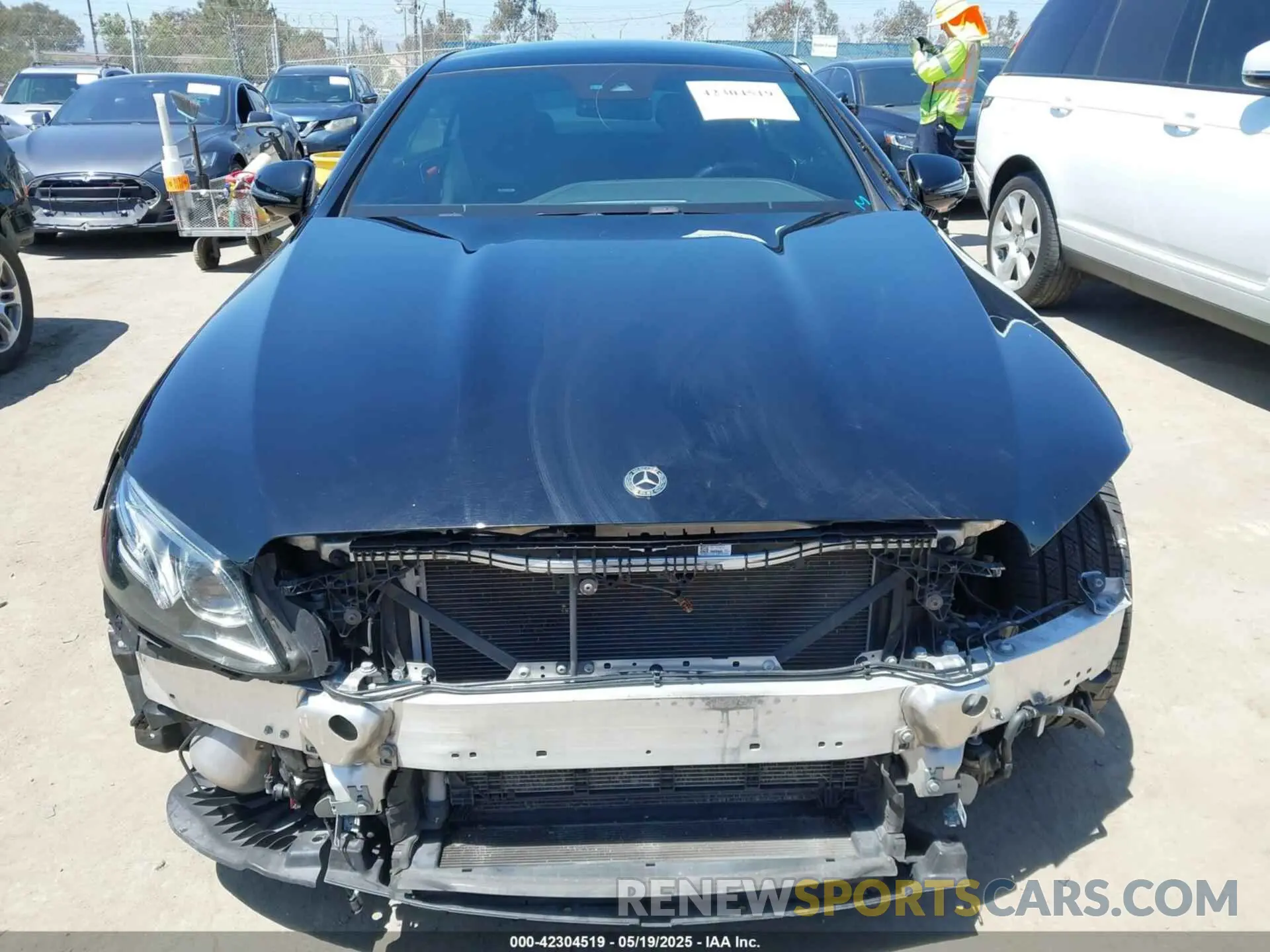 13 Photograph of a damaged car W1K1J6BBXLF137408 MERCEDES-BENZ AMG E 53 2020